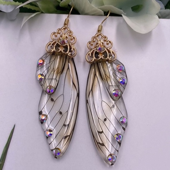 Jewelry - Beautiful Butterfly Wing Earrings